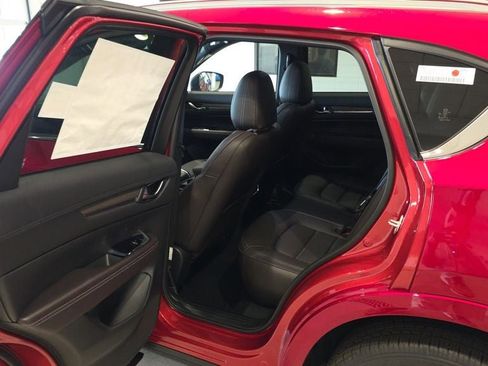 New 2025 MAZDA CX-5 Signature image 11