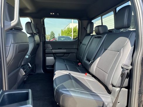 Used 2025 Ford F150 Lariat AWD/4WD image 33