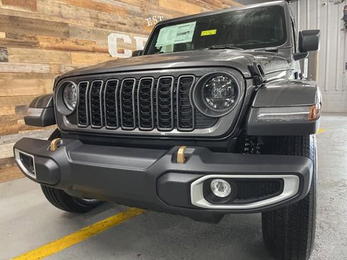New 2026 Jeep Gladiator Mojave AWD/4WD image 13
