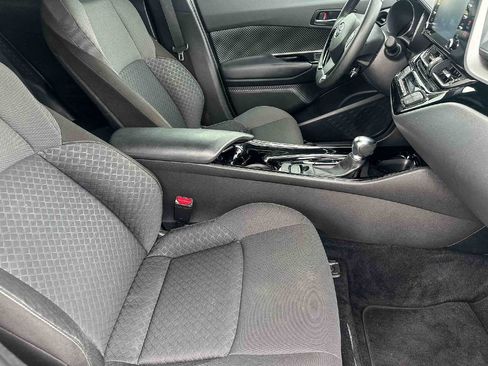 Used 2021 Toyota C-HR Nightshade image 22