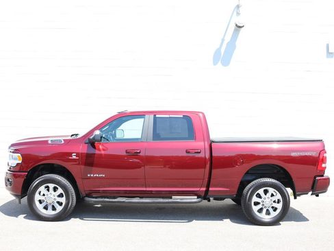 Used 2022 RAM 2500 Big Horn w/ Level C Equiment Group AWD/4WD image 8