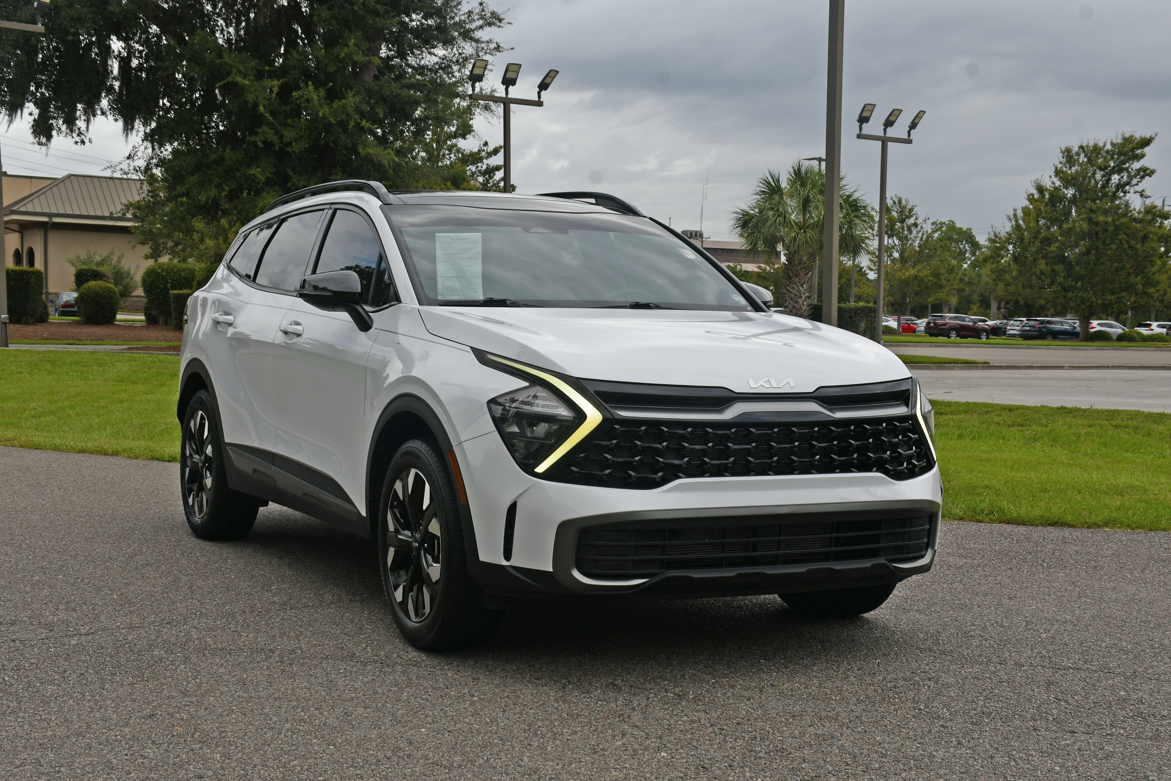 Used 2023 Kia Sportage X-Line w/ X-Line Premium Package AWD/4WD image 6