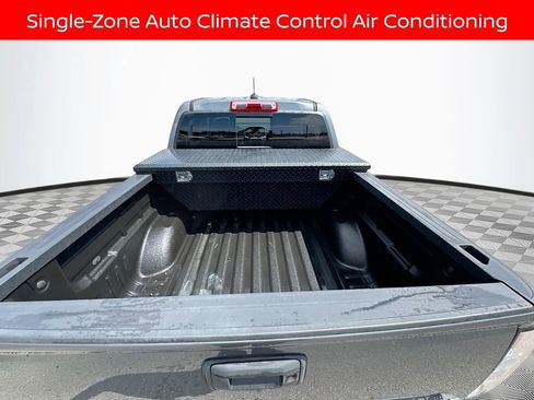 Used 2020 GMC Canyon SLE w/ Elevation Edition AWD/4WD image 12