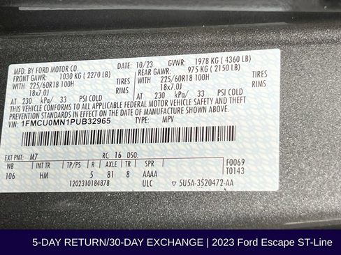 Used 2023 Ford Escape ST-Line w/ Tech Pack #1 FWD image 36
