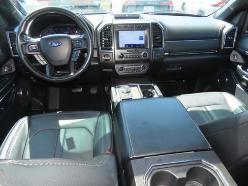 Used 2020 Ford Expedition Limited w/ Equipment Group 301A RWD image 25