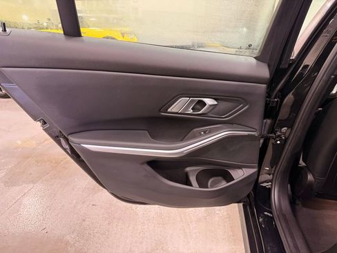 Used 2023 BMW 330i xDrive 330i xDrive image 19