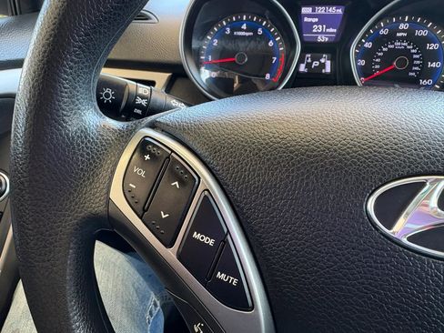 Used 2016 Hyundai Elantra GT image 14