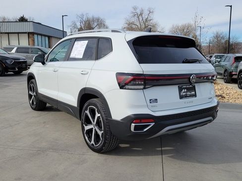 Used 2025 Volkswagen Taos SEL image 3