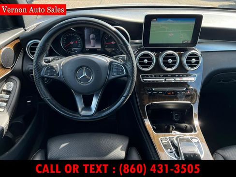 Used 2019 Mercedes-Benz GLC 300 4MATIC image 21