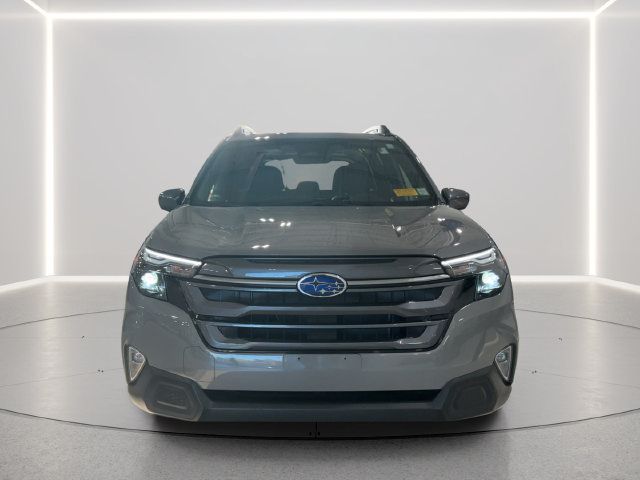 Used 2025 Subaru Forester Premium AWD/4WD image 9