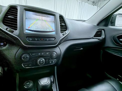 Used 2023 Jeep Cherokee Altitude Lux AWD/4WD image 14