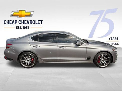 Used 2025 Genesis G70 2.5T RWD image 6