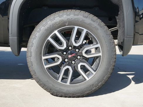 New 2026 GMC Sierra 1500 AT4 w/ Technology Package image 13