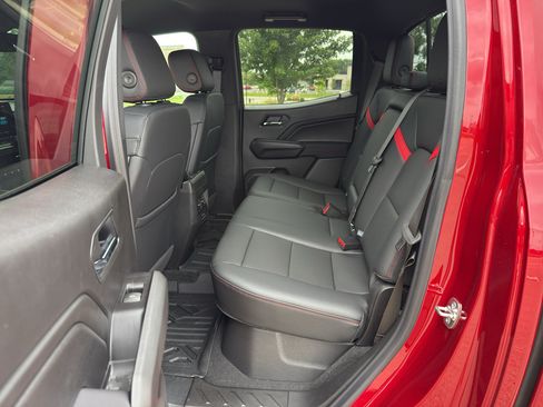 New 2026 Chevrolet Colorado Z71 w/ Technology Package AWD/4WD image 45