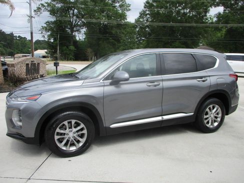 Used 2019 Hyundai Santa Fe SE FWD image 28