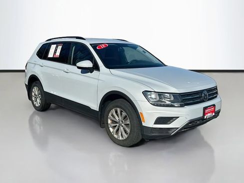 Used 2018 Volkswagen Tiguan S w/ 3rd Row Seat Package AWD/4WD image 3