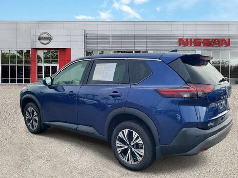 Certified 2023 Nissan Rogue SV FWD image 5