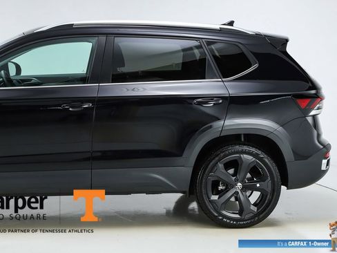 Used 2025 Volkswagen Taos SEL w/ Black Wheel Plus Package AWD/4WD image 4