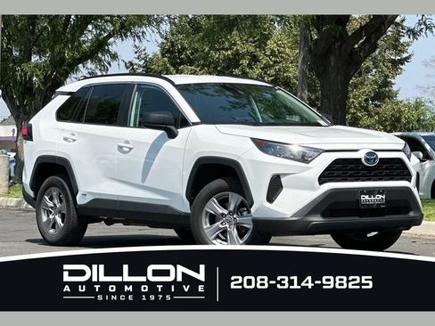 Used 2022 Toyota RAV4 LE AWD/4WD image 1
