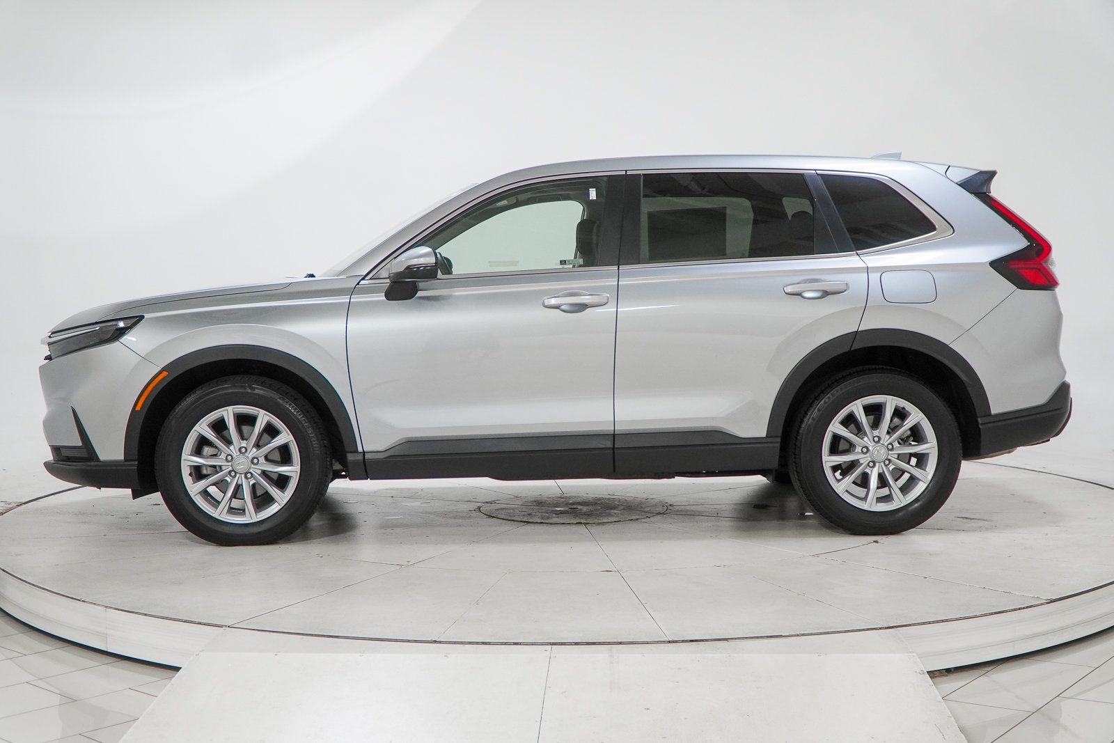 Used 2024 Honda CR-V EX image 6