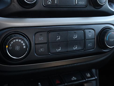 Used 2021 Chevrolet Colorado LT w/ Fleet Safety Package image 20