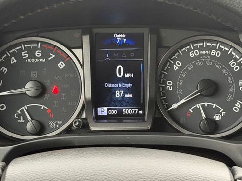 Certified 2023 Toyota Tacoma TRD Off-Road w/ Technology Package AWD/4WD image 30