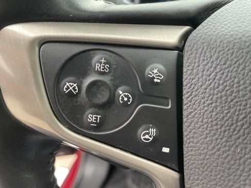 Used 2018 GMC Canyon Denali image 19