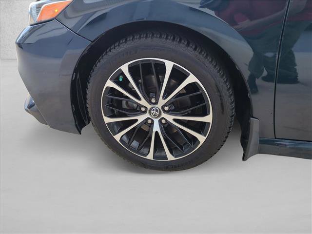 Used 2018 Toyota Camry SE FWD image 22