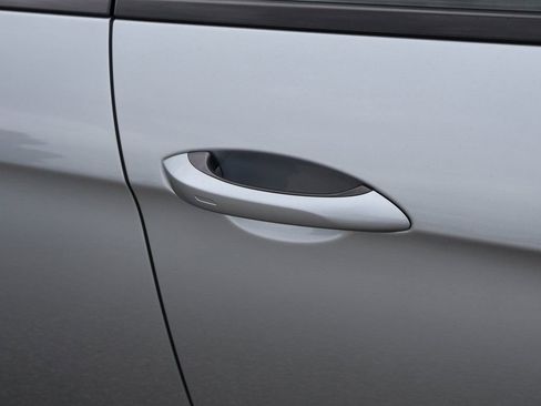 New 2025 Porsche Panamera image 15