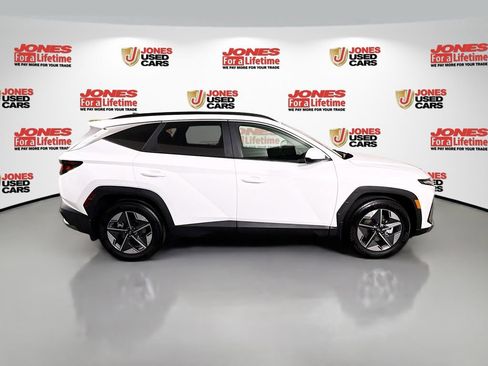 Certified 2025 Hyundai Tucson SEL FWD image 17