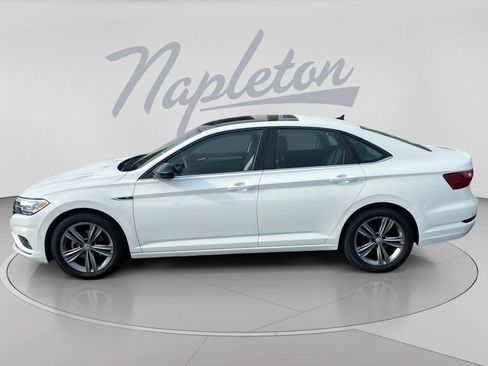 Used 2021 Volkswagen Jetta R-Line w/ R-Line Cold Weather Package FWD image 6