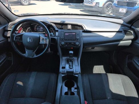 Used 2017 Honda Civic Sport image 11