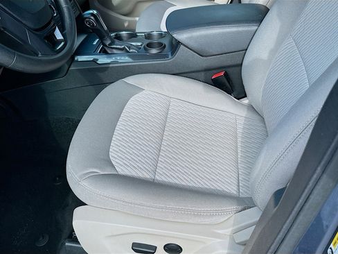 Used 2019 Ford Explorer FWD image 17