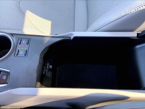 Used 2023 Toyota Camry XLE w/ Navigation Package FWD image 36