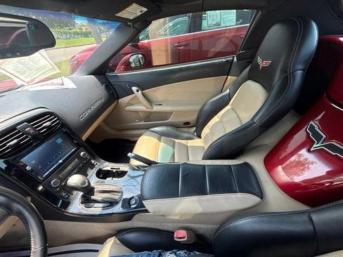 Used 2008 Chevrolet Corvette Convertible w/ Preferred Equipment Group RWD image 17