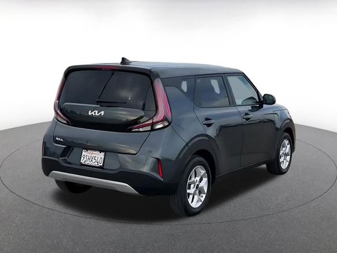Used 2025 Kia Soul LX w/ LX Technology Package image 14