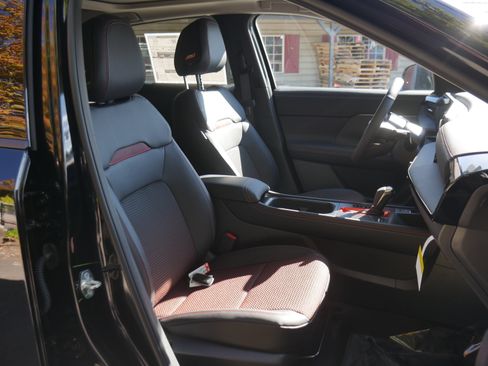 New 2026 Nissan Kicks SR w/ SR Premium Package image 25