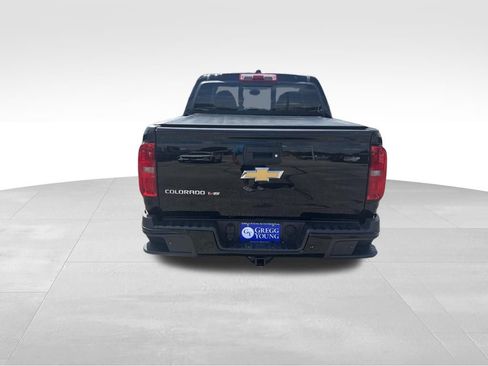 Used 2020 Chevrolet Colorado Z71 AWD/4WD image 5