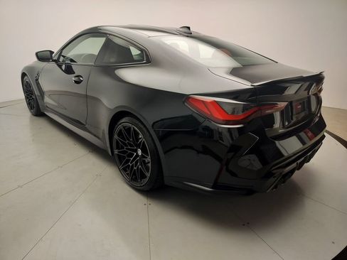 Used 2022 BMW M4 xDrive Competition w/ M Carbon Exterior Package AWD/4WD image 4