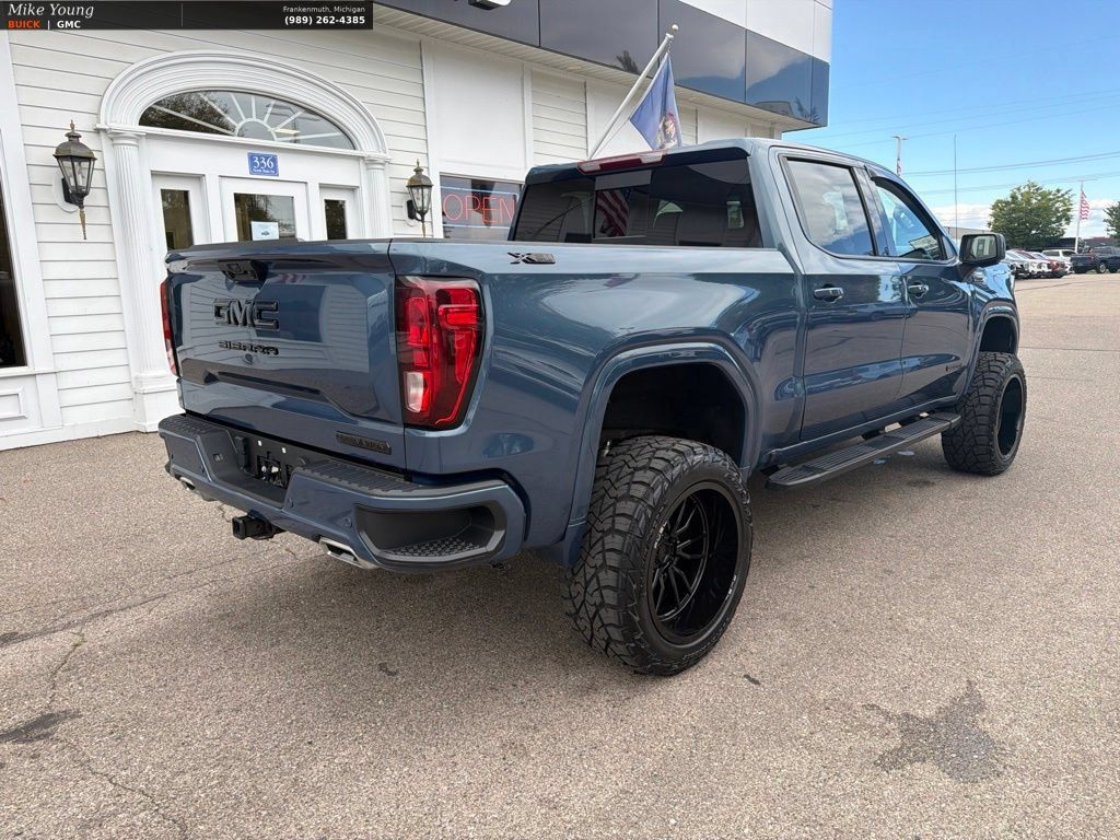 Used 2024 GMC Sierra 1500 Elevation w/ Elevation Premium Package AWD/4WD image 5