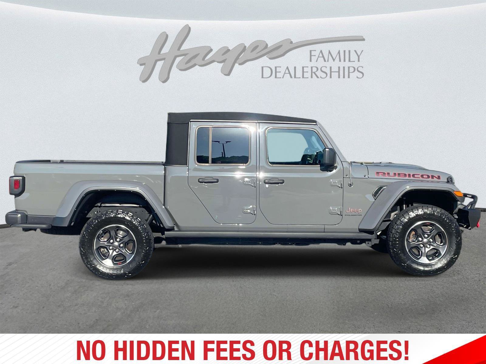 Used 2023 Jeep Gladiator Rubicon w/ Cold Weather Group AWD/4WD image 2