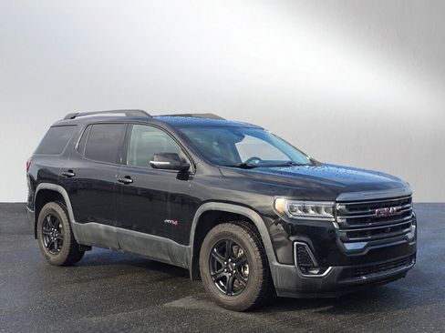 Used 2023 GMC Acadia AT4 image 31