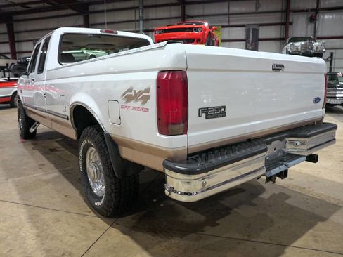 Used 1997 Ford F250 XLT image 6