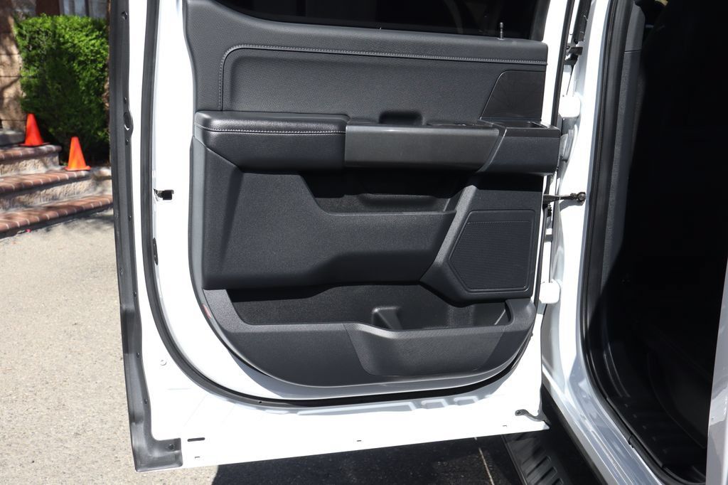 Used 2022 Ford F150 XLT w/ Equipment Group 302A High AWD/4WD image 40