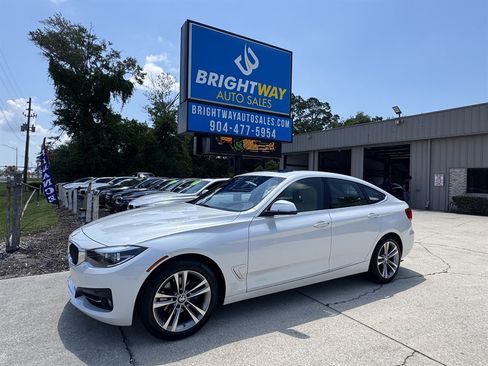 Used 2017 BMW 330i Gran Turismo xDrive AWD/4WD image 1
