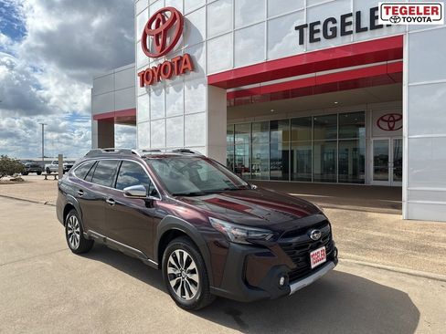 Used 2023 Subaru Outback Touring image 1