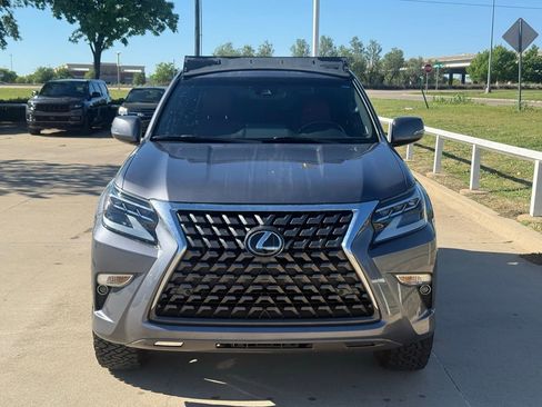Used 2023 Lexus GX 460 Premium w/ Premium Package image 2