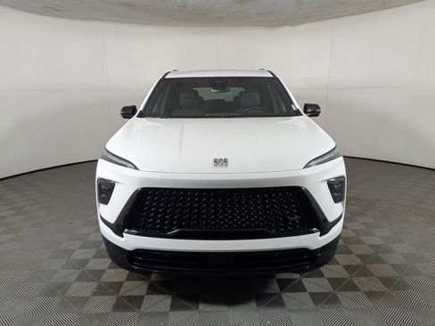 Certified 2025 Buick Enclave Sport Touring image 2