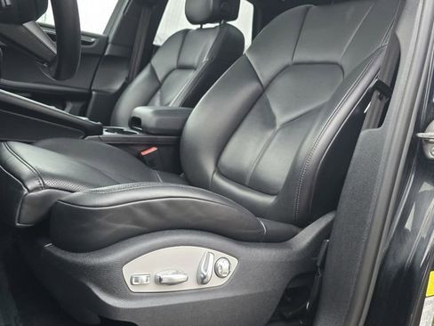 Used 2022 Porsche Macan image 25