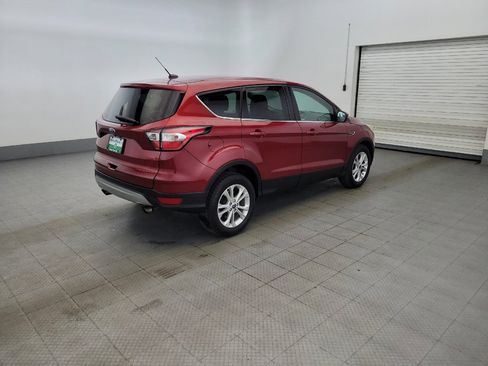 Used 2017 Ford Escape SE AWD/4WD image 10